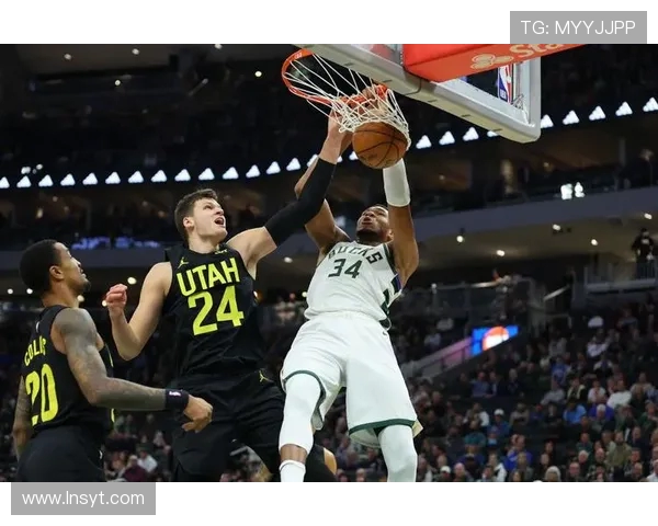 猛龙与雄鹿首节激战精彩纷呈 双方展开激烈攻防角逐